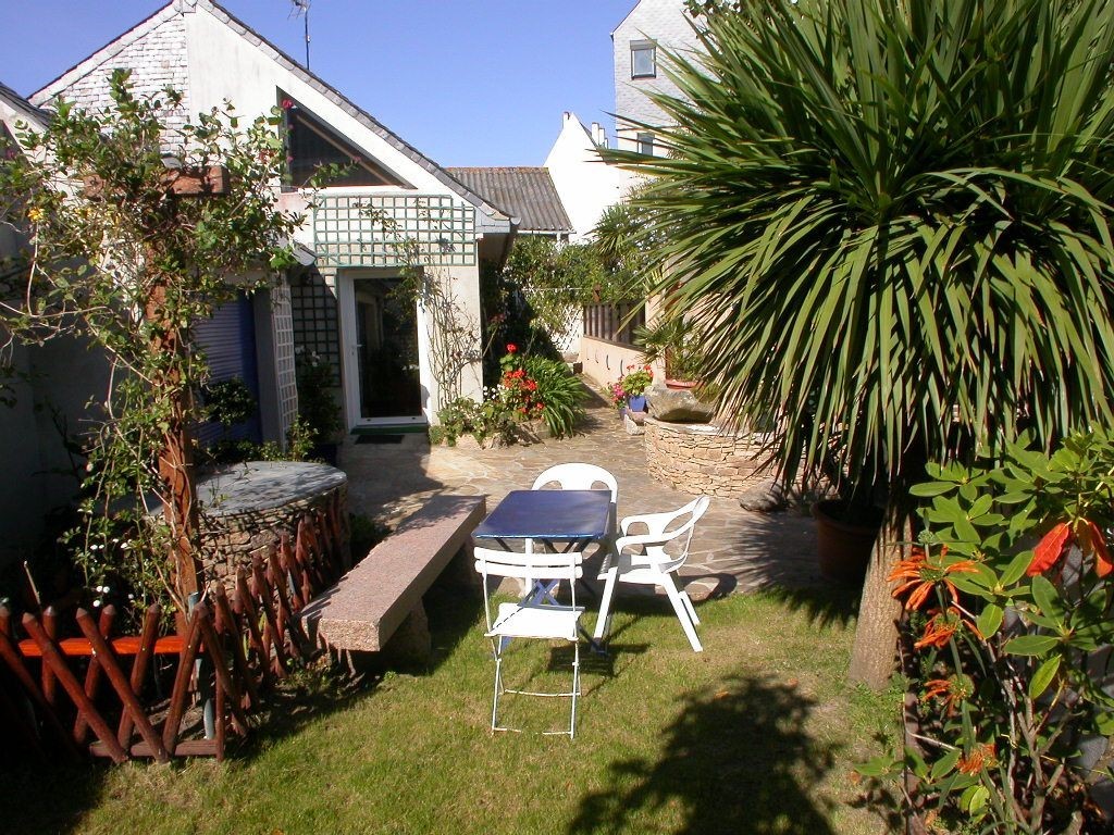 Maison au calme, avec jardinet